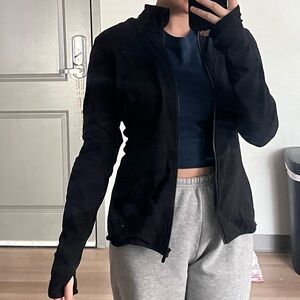 Lululemon Mesh Is More Jacket - size 10